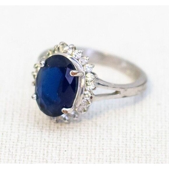 Size 11, Vintage Art Deco Blue Faux Gem Silver Tone Ring by Avon - A26 - Picture 1 of 4